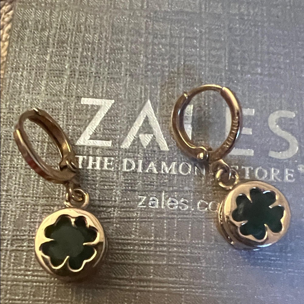 Real 14 karat Gold Earrings with Green Emerald Stone Lucky 4-leaf Clover